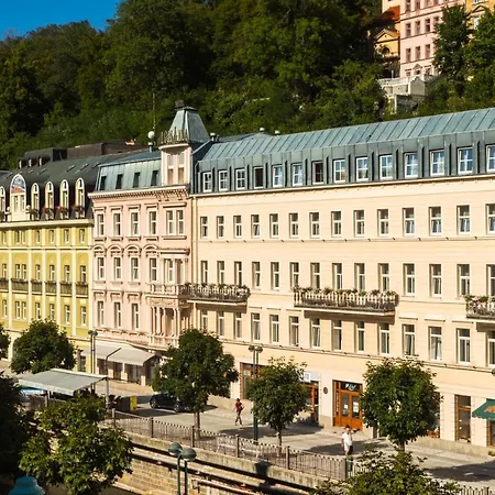 Hotel Kolonada
