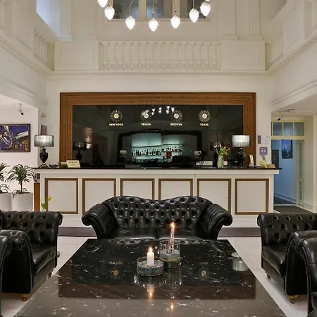 Kolonada Hotell