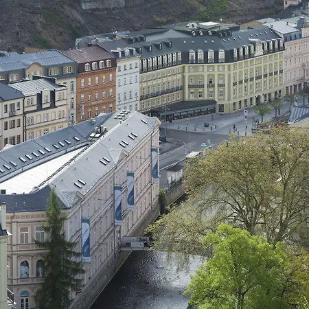 Kolonada 4* カルロヴィ・ヴァリ