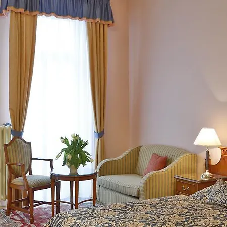 Kolonada Hotel 4*